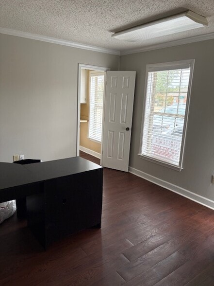 640 Lakeland East Dr, Flowood, MS for lease - Building Photo - Image 3 of 6