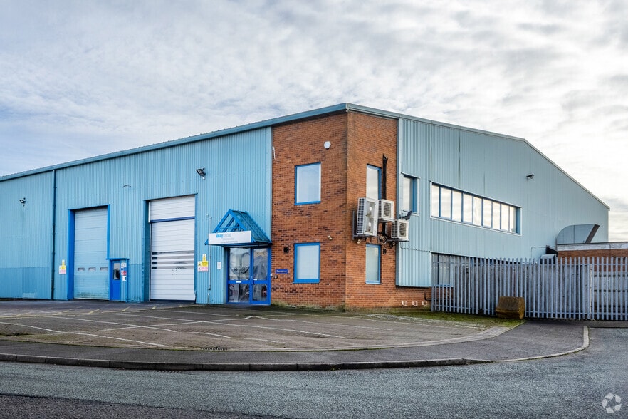 9-10 Telford Dr, Stafford à louer - Photo principale - Image 2 de 3