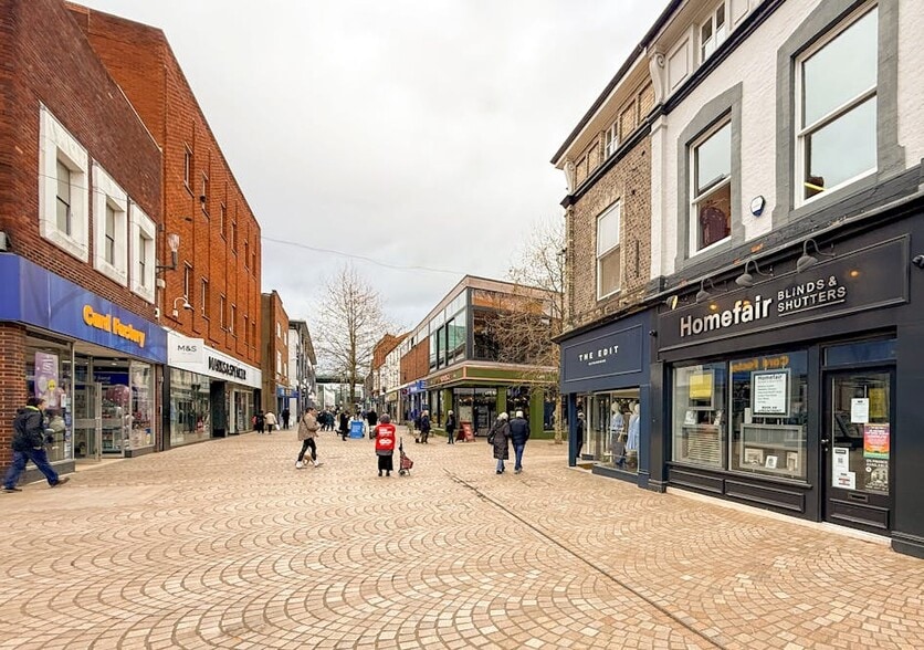 71 George St, Altrincham for lease - Building Photo - Image 3 of 10