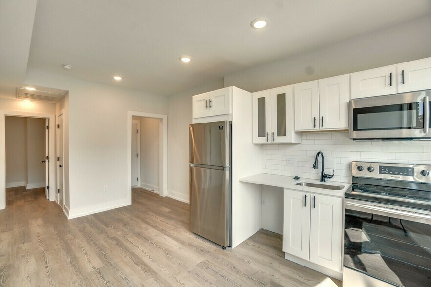 3126 16th St NW, Washington, DC à vendre - Photo du bâtiment - Image 3 de 7