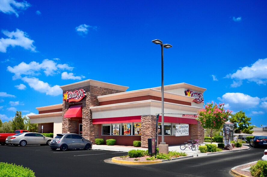 9555-9595 S Eastern Ave, Las Vegas, NV à louer - Photo du bâtiment - Image 3 de 16