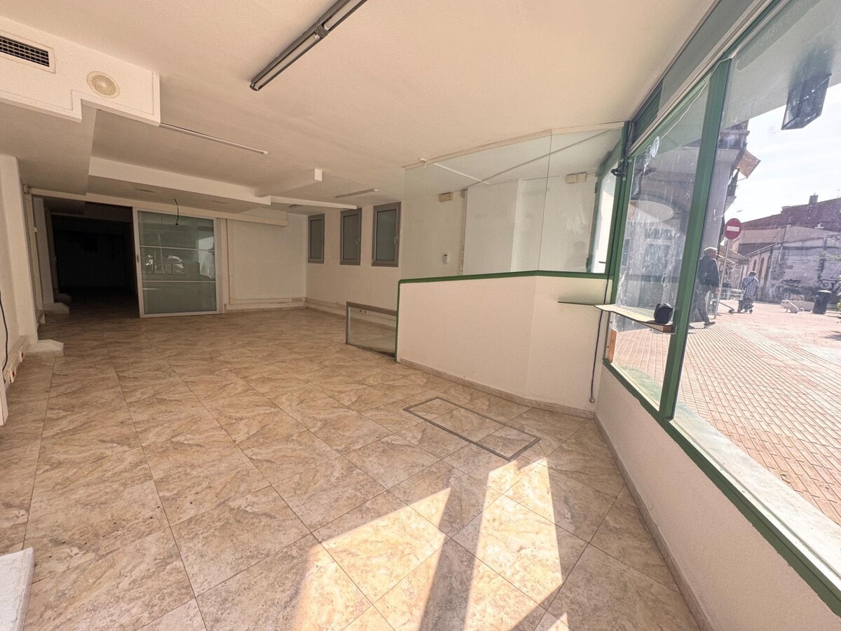 Sant Feliu de Llobregat, BAR 08980 - Unité 1 -  - Photo intérieure - Image 1 of 6