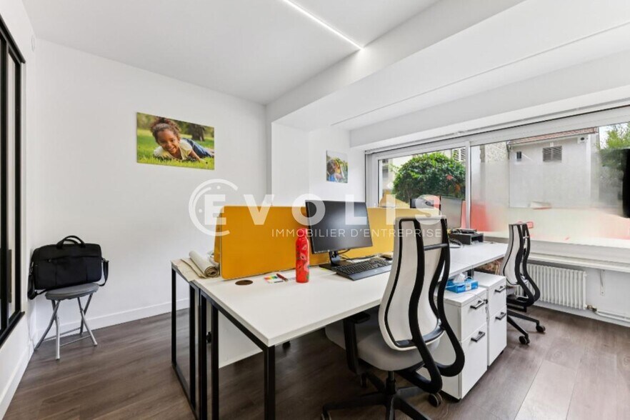 Bureau dans Saint-Maur-des-Fossés à louer - Photo intérieure - Image 3 de 11