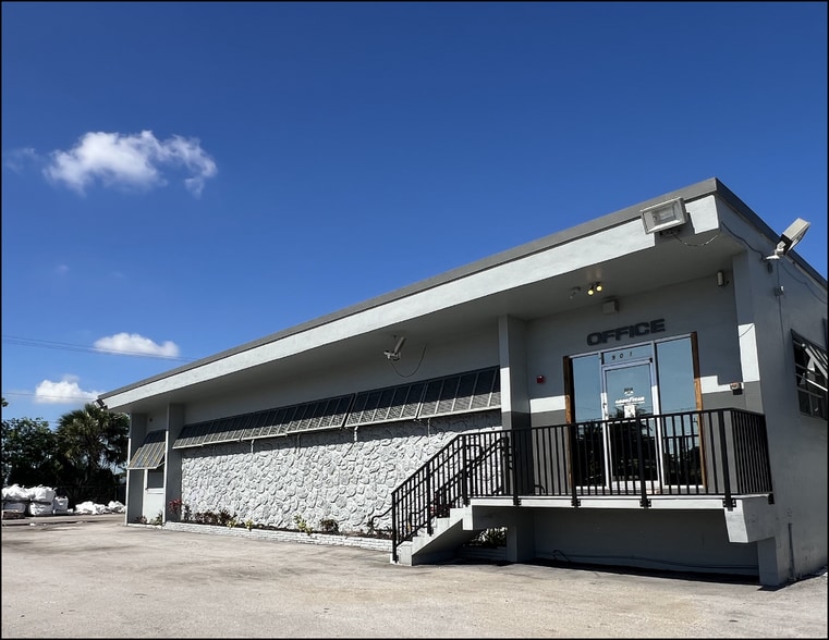 901 NW 31st Ave, Fort Lauderdale, FL for lease - Building Photo - Image 2 of 15