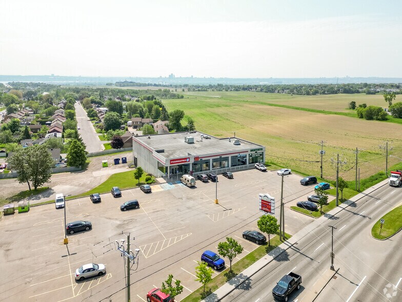 1440 Boul Louis-XIV, Québec, QC à louer - Aérien - Image 2 de 3