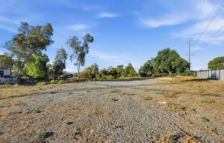 10007 Beaumont Ave, Beaumont, CA for sale - Building Photo - Image 3 of 10