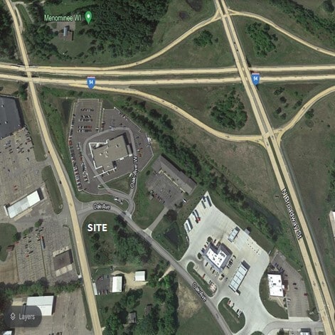 442 Oak Ave W ave, Menomonie, WI for sale - Building Photo - Image 2 of 4