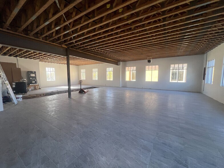 6517 Chase Oaks Blvd, Plano, TX à louer - Photo du bâtiment - Image 2 de 15