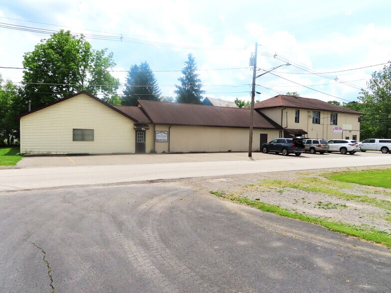 275 Main St, Saegertown, PA à vendre - Photo du bâtiment - Image 2 de 25