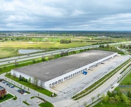 5701 N Meadows Dr, Grove City, OH - Aerial  map view