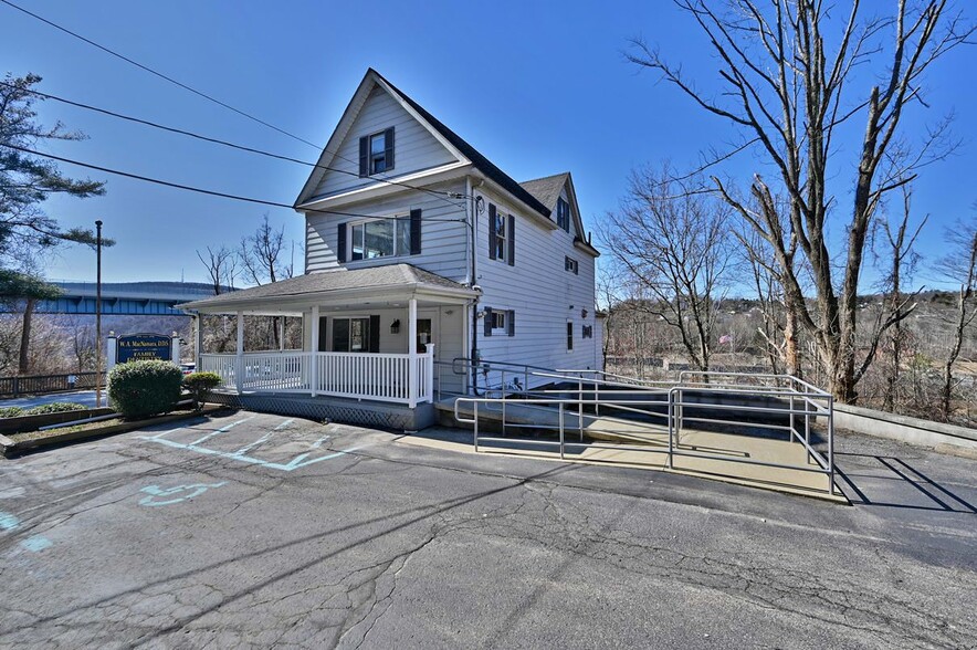 1027 S Abington Rd, South Abington Township, PA for sale - Primary Photo - Image 1 of 1