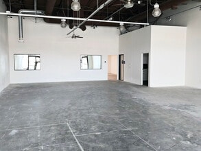 77750 Country Club Dr, Palm Desert, CA for lease Interior Photo- Image 2 of 4