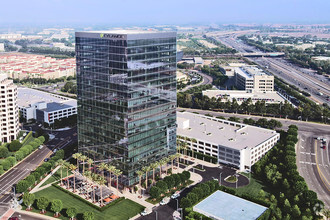 400 Spectrum Center Dr, Irvine, CA - Aérien  Vue de la carte - Image1