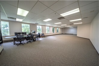 2100 Cedar St, Fremont, OH for sale Interior Photo- Image 2 of 7