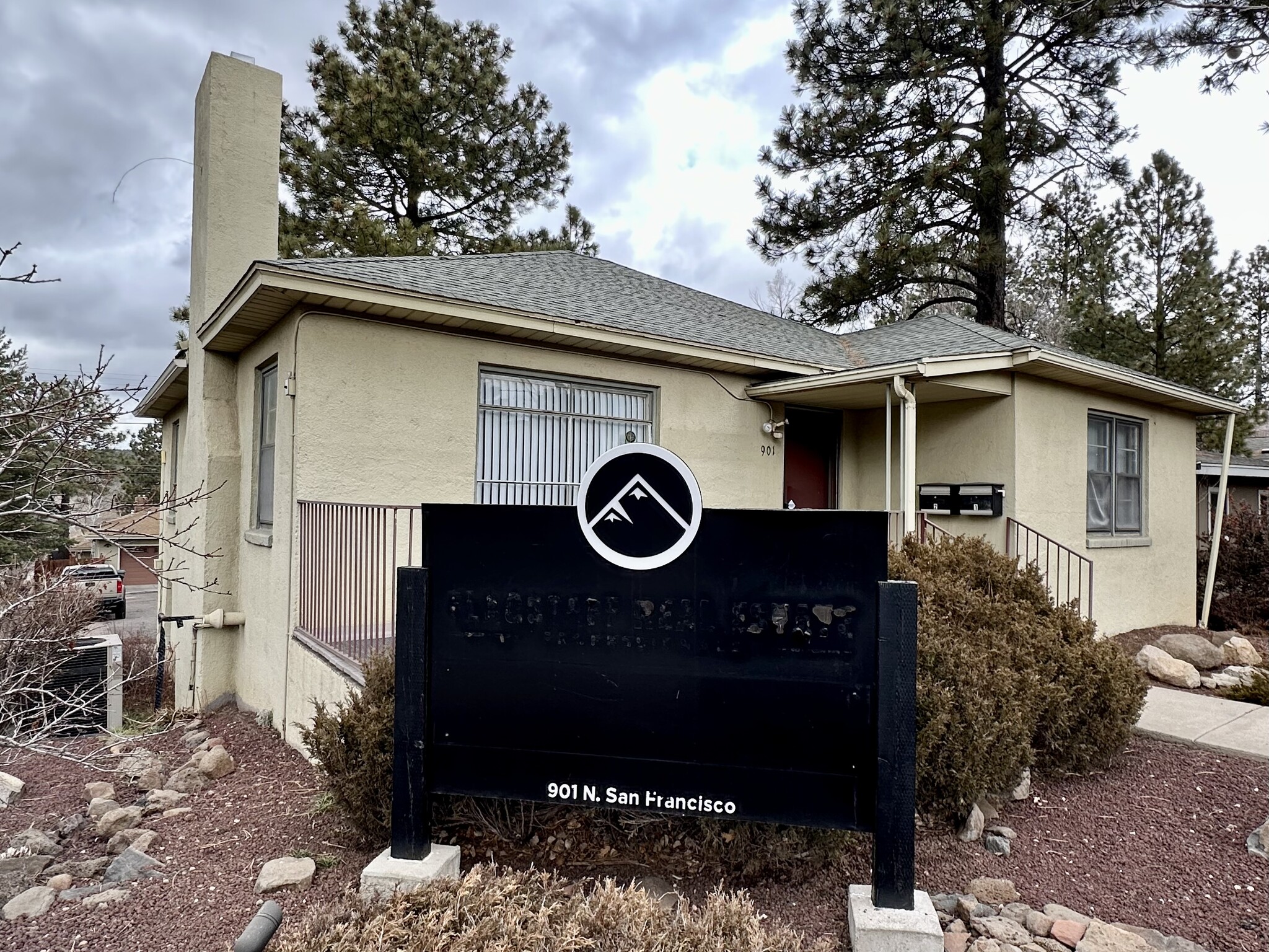 901 N San Francisco St, Flagstaff, AZ for lease Building Photo- Image 1 of 10