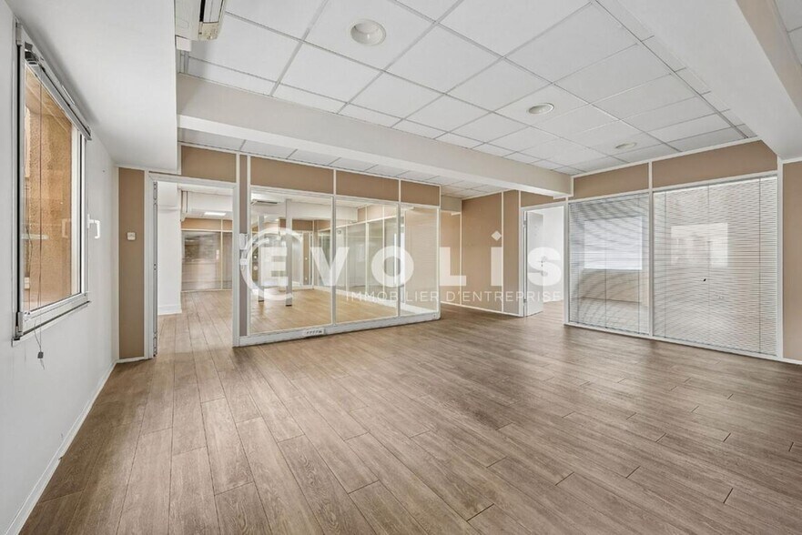 58 Rue Gambetta, Malakoff à louer - Photo du bâtiment - Image 3 de 17