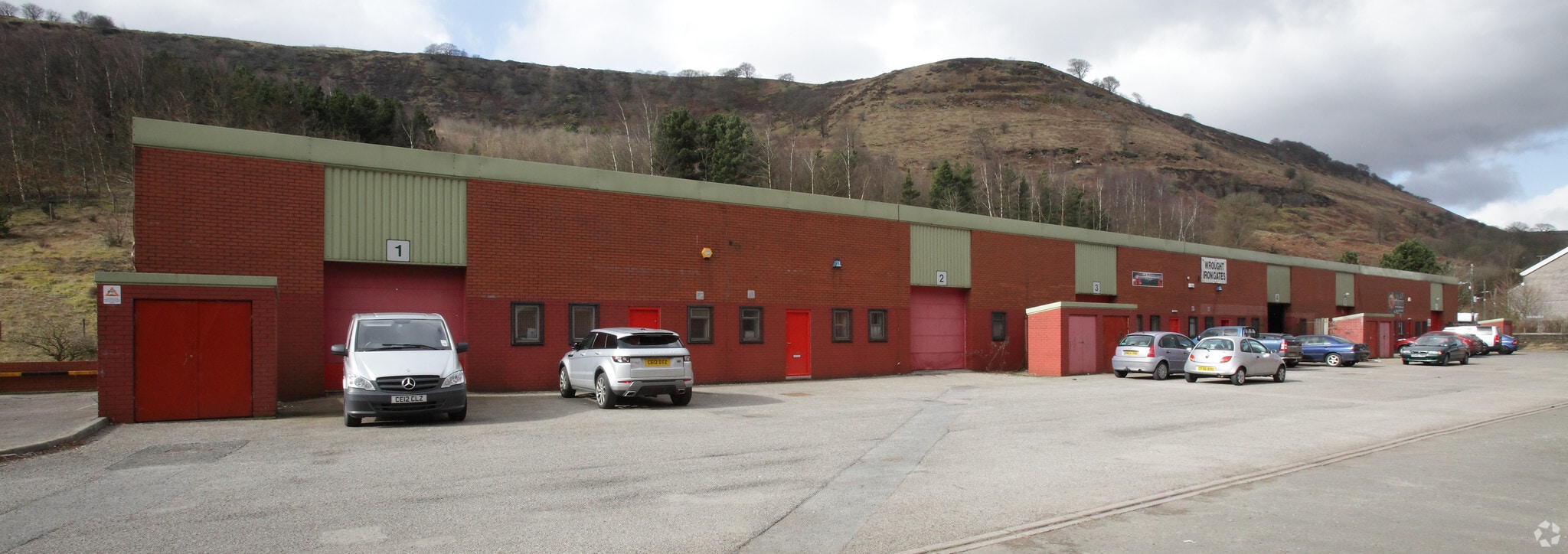 Marine St, Cwm for lease Primary Photo- Image 1 of 5