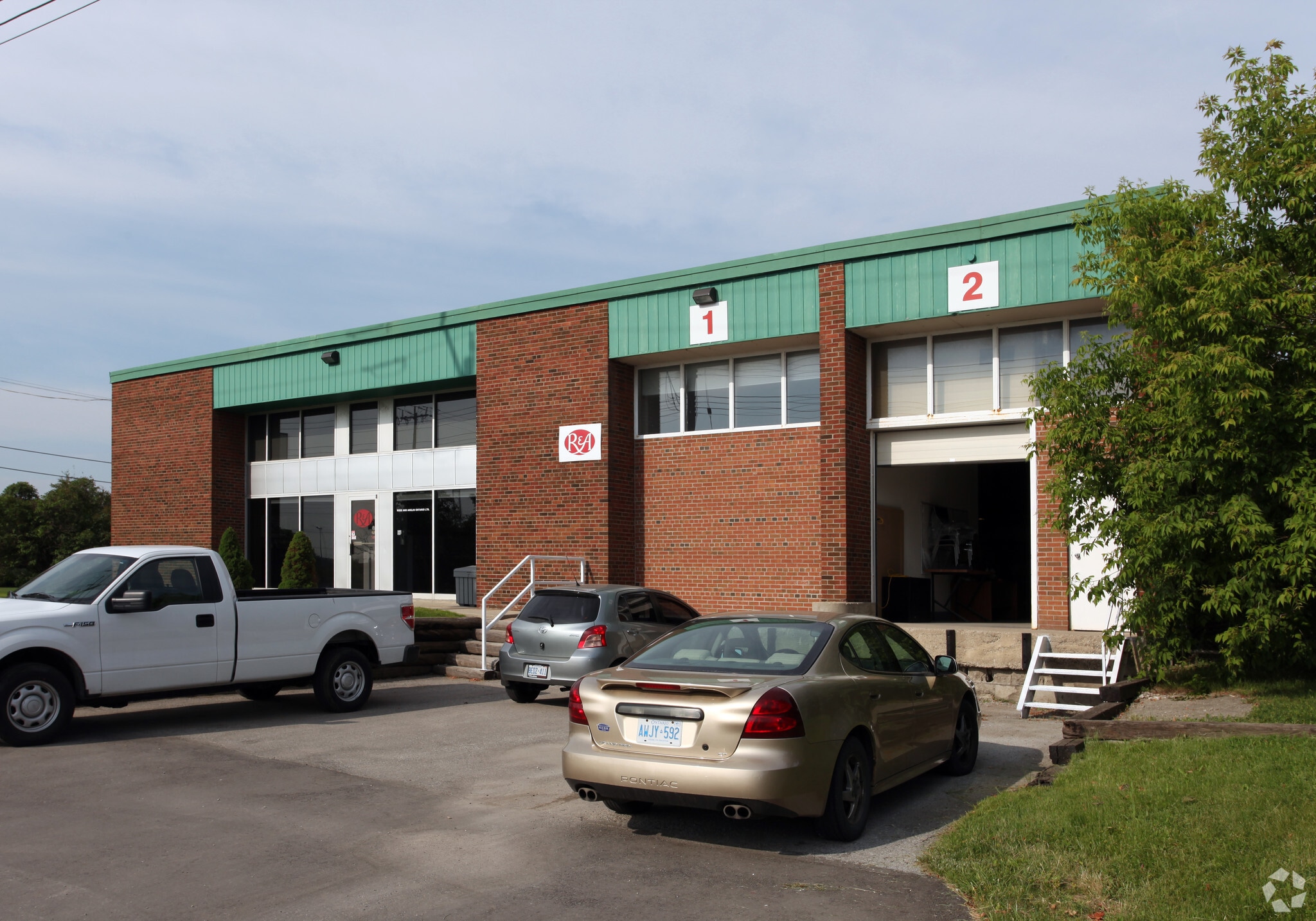 56 Mcculloch Ave, Toronto, ON for sale Primary Photo- Image 1 of 1