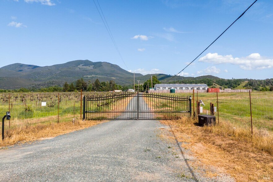 6245 Gold Dust Dr, Kelseyville, CA à vendre - Autre - Image 2 de 34