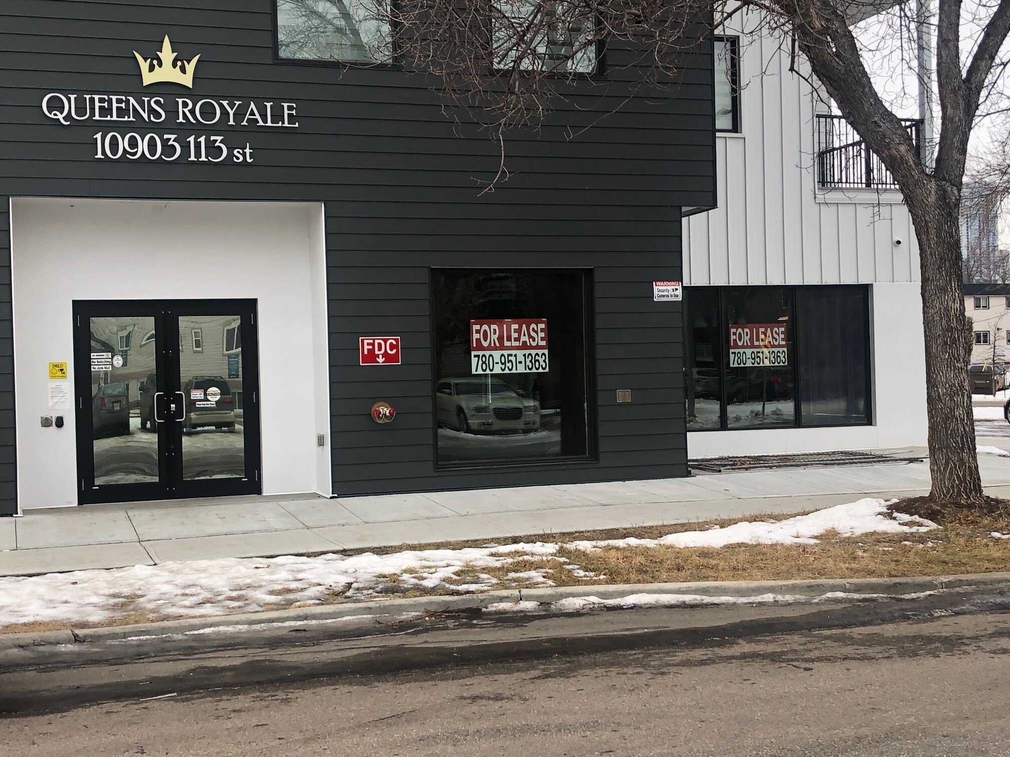 10903 113 St NW, Edmonton, AB à vendre Photo du bâtiment- Image 1 de 1