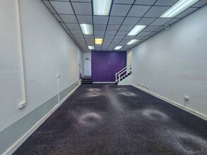 23 Rankens Ct, Wyong for lease Interior Photo- Image 2 of 3