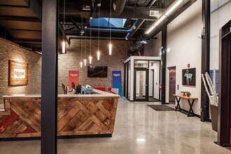 525-705 3rd St, Beloit, WI for lease Building Photo- Image 2 of 22