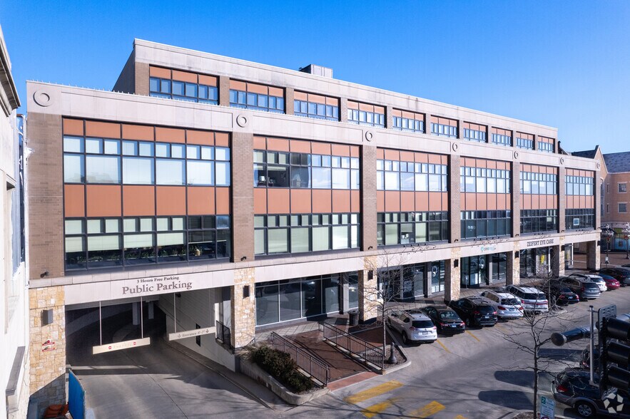 1849 Green Bay Rd, Highland Park, IL à louer - Photo du bâtiment - Image 3 de 7