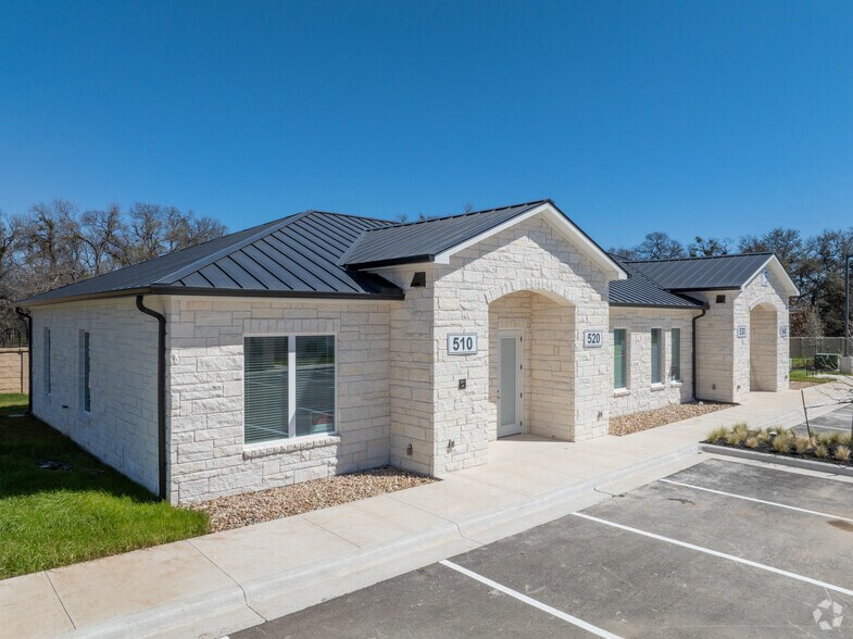 3835 County Road 175, Round Rock, TX à vendre - Photo du bâtiment - Image 2 de 4