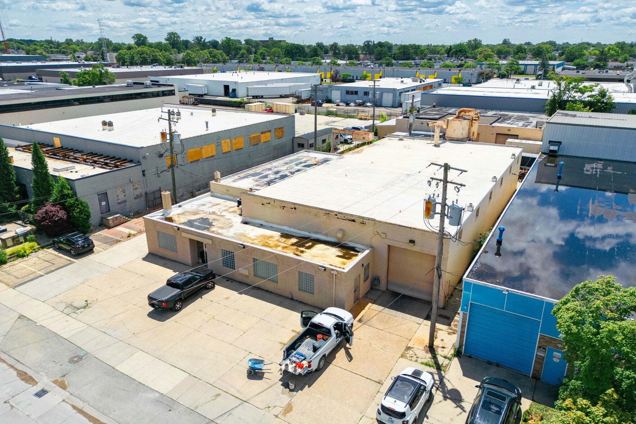 10709 Capital St, Oak Park, MI for sale Building Photo- Image 1 of 8