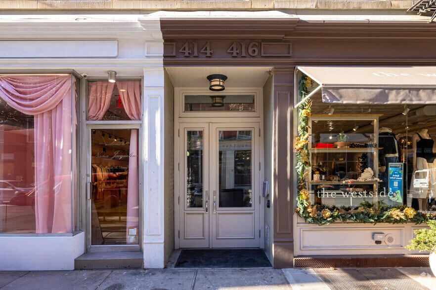 414-416 W Broadway, New York, NY for lease - Building Photo - Image 2 of 5