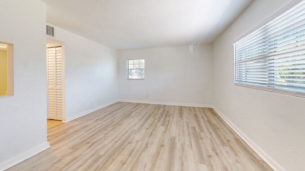 201 Kost Rd, Daytona Beach, FL à vendre - Numérisation 3D de Matterport - Image 2 de 37