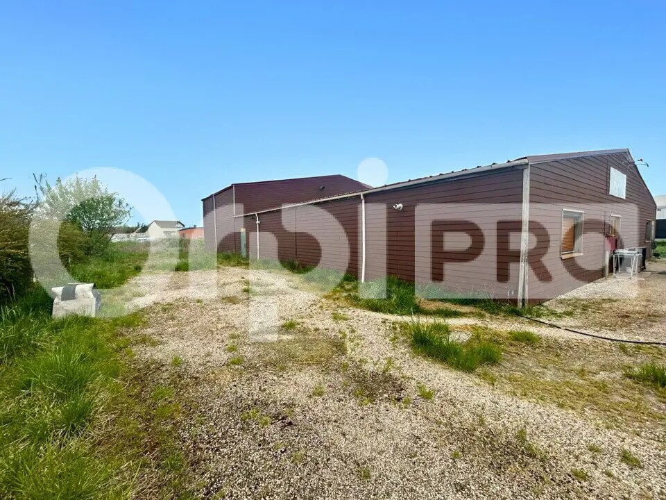 Local d'activités dans Varennes-sur-Seine à vendre Photo du bâtiment- Image 1 de 7