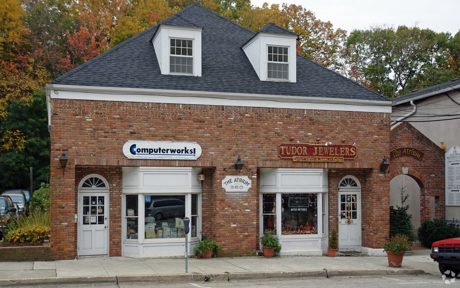 260 Main St, Northport, NY for lease - Building Photo - Image 3 of 6