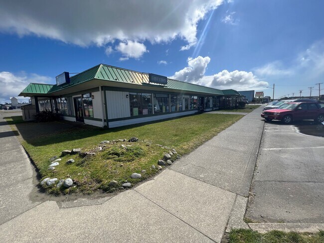 Plus de détails pour 698 Ocean Shores Blvd NW, Ocean Shores, WA - Commerce de détail à louer