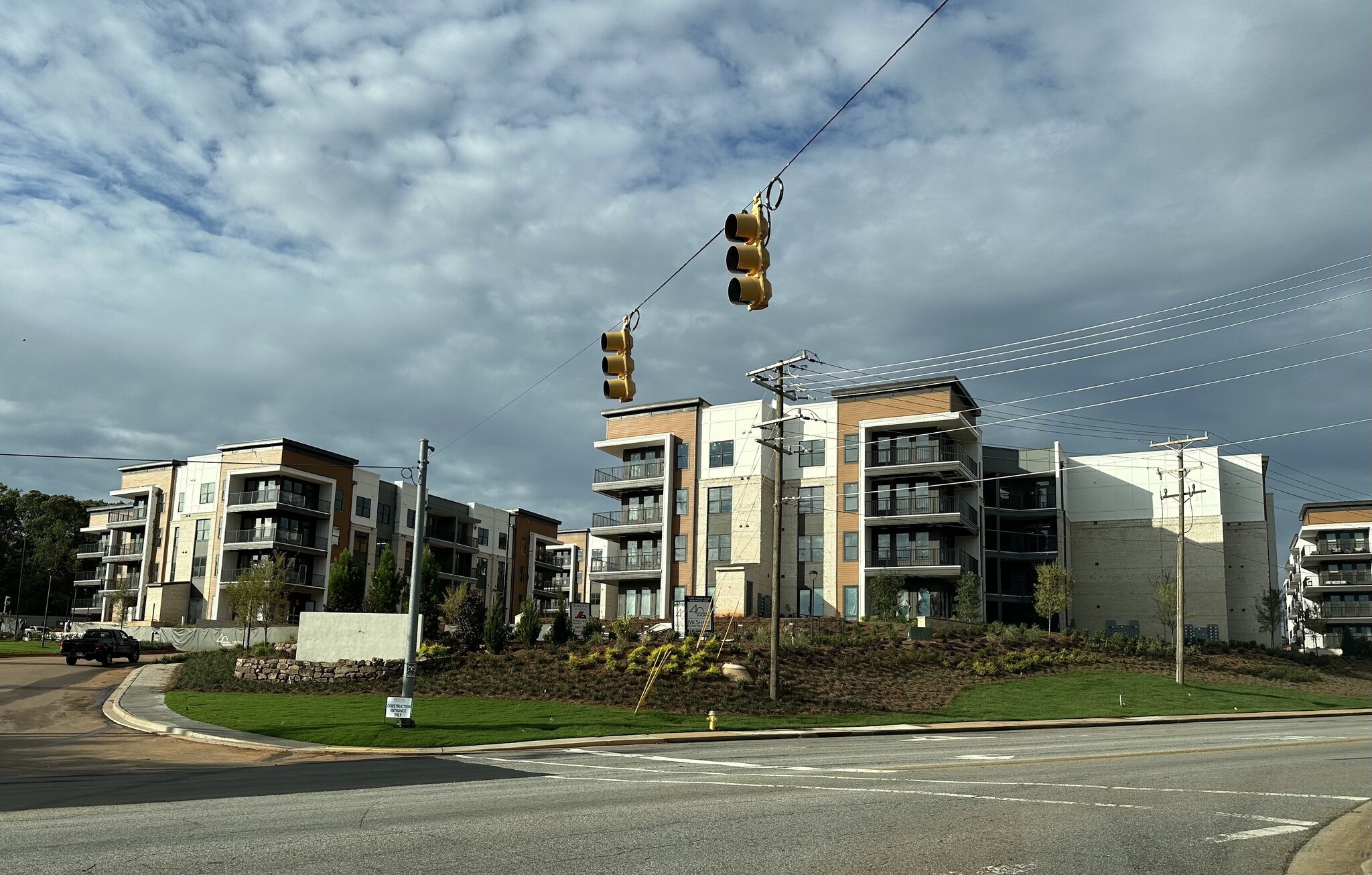 2702 Pelham Rd, Greenville, SC for lease Primary Photo- Image 1 of 16