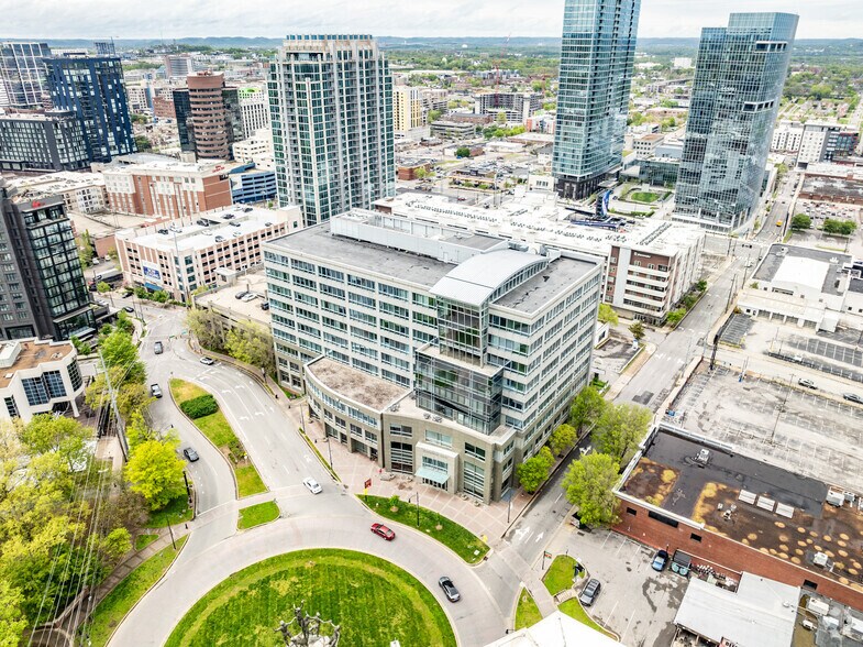 1600 Division St, Nashville, TN à louer - Photo du bâtiment - Image 2 de 3