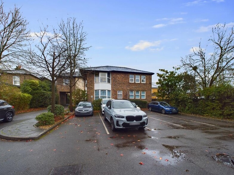 42 Lytton Rd, Barnet à louer - Photo du bâtiment - Image 2 de 16