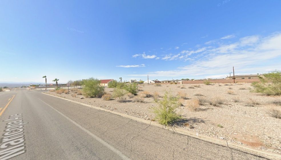 3167 Maricopa Ave, Lake Havasu City, AZ for lease - Building Photo - Image 2 of 6
