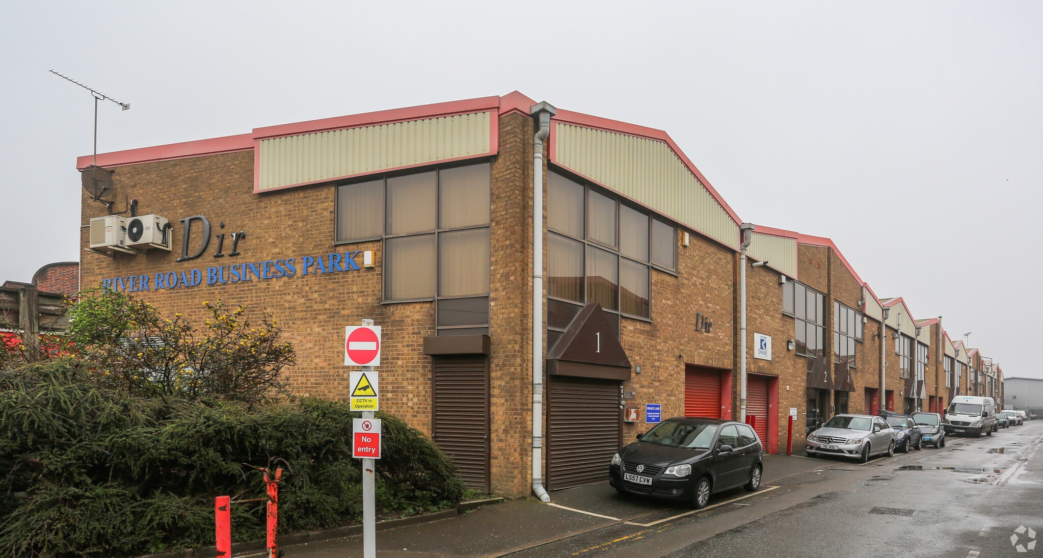River Rd, Barking for sale Primary Photo- Image 1 of 10