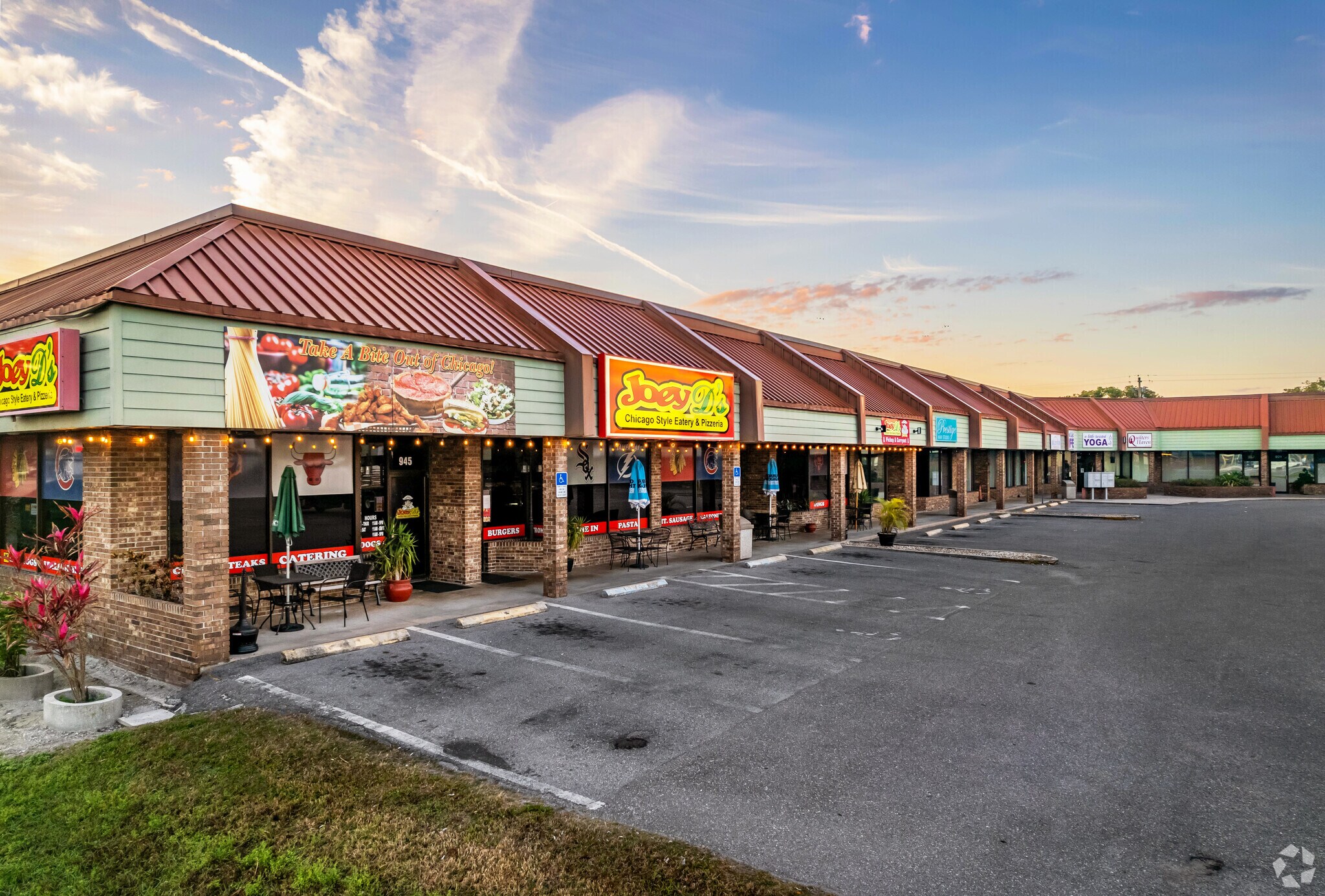 901-945 10th St E, Palmetto, FL for lease Primary Photo- Image 1 of 8