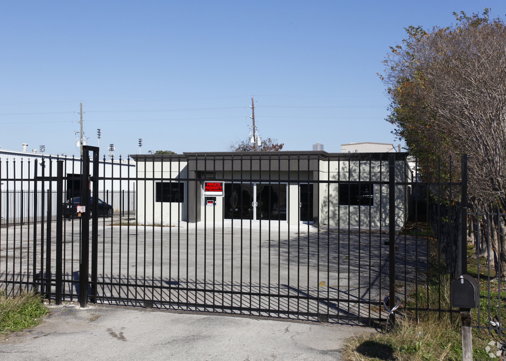 5626 Star Ln, Houston, TX for lease Building Photo- Image 1 of 8