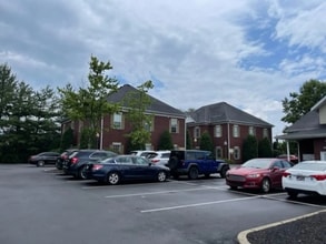 5813 Bardstown Rd, Louisville, KY for lease Interior Photo- Image 1 of 7