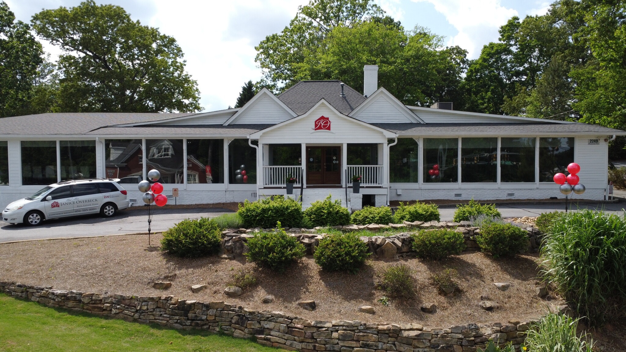 2249 Roswell Rd, Marietta, GA à louer Photo du bâtiment- Image 1 de 3