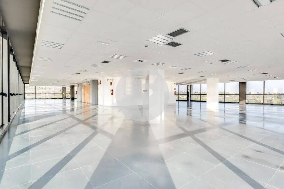 Bureau dans Sant Cugat del Vallès, Barcelona à louer Plan d’étage- Image 1 de 2