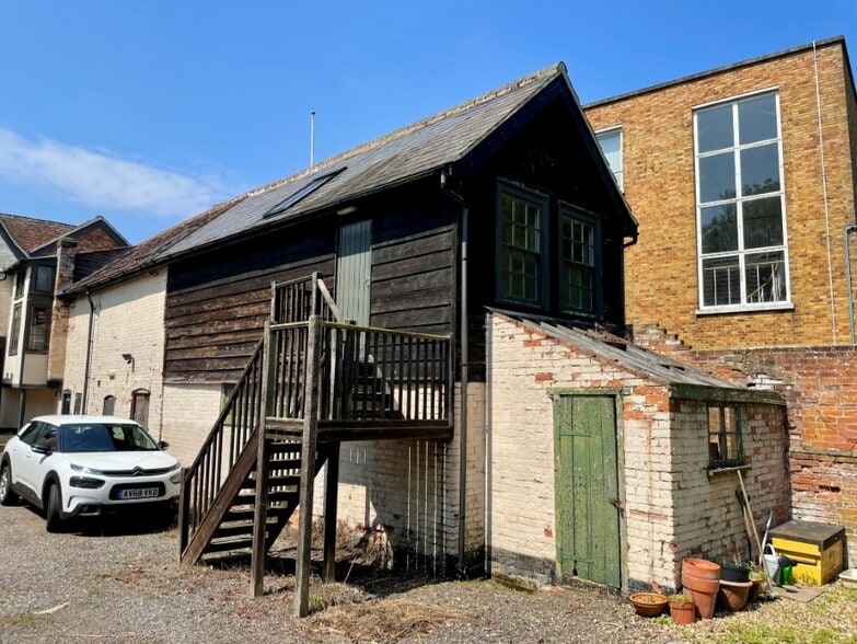 42 High St, Saxmundham for sale - Building Photo - Image 2 of 10