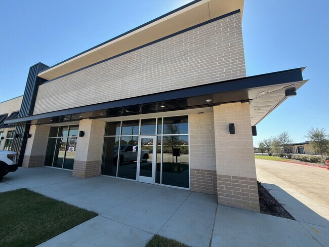 More details for 26912 E University Dr, Aubrey, TX - Retail for Lease