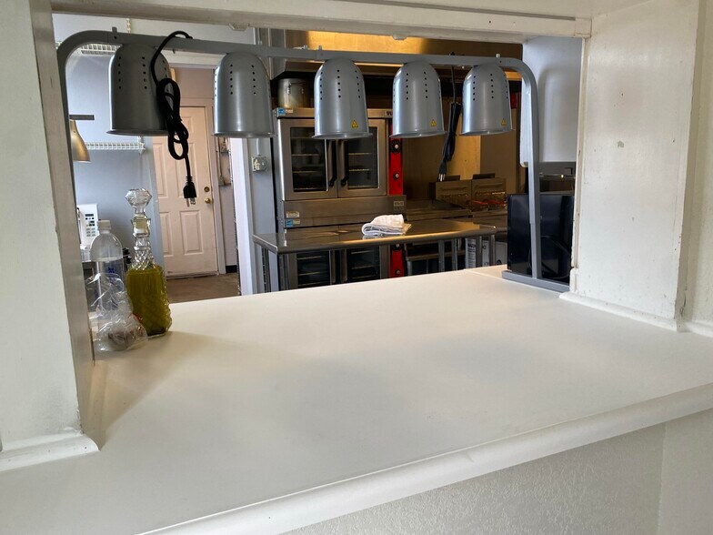 501 Main St, Belton, MO à vendre - Photo du bâtiment - Image 2 de 8