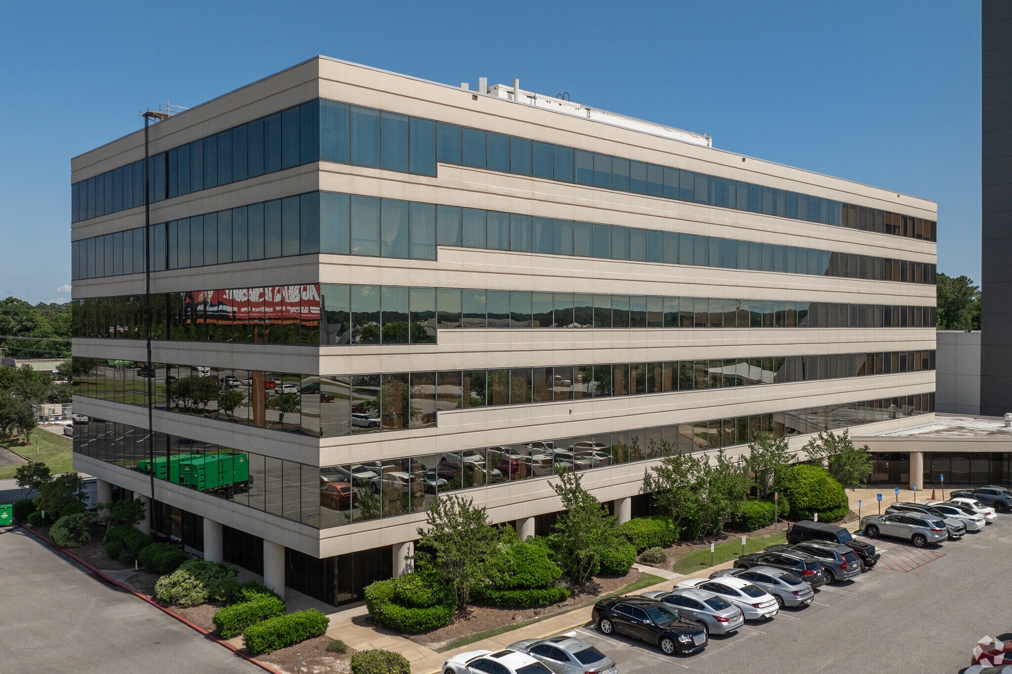 3103 Airport Blvd, Mobile, AL for lease Building Photo- Image 1 of 11