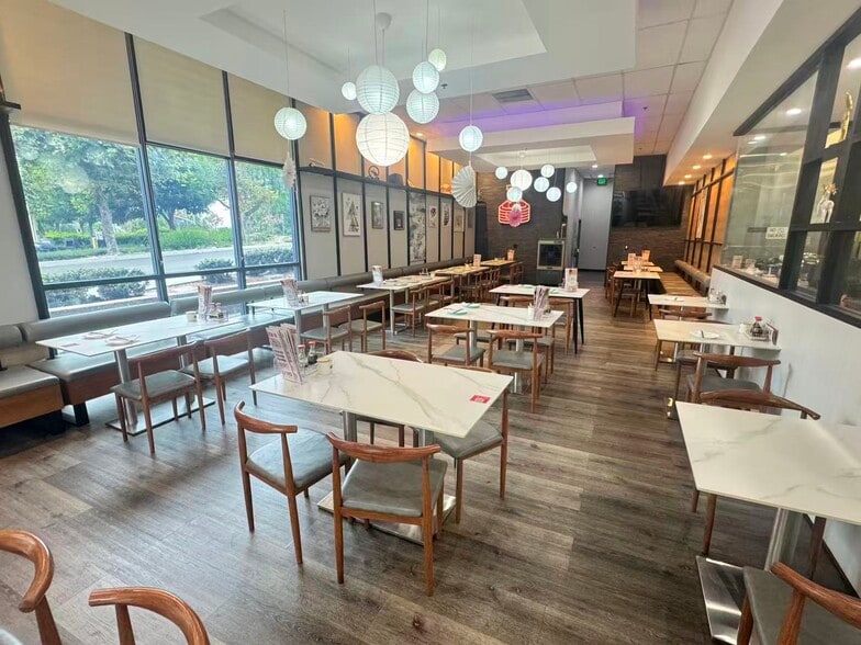 27412 Antonio Pky, Ladera Ranch, CA for lease - Building Photo - Image 2 of 30