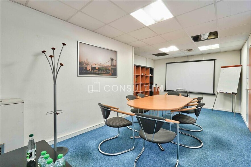Bureau dans Saint-Cloud à louer - Photo intérieure - Image 3 de 7